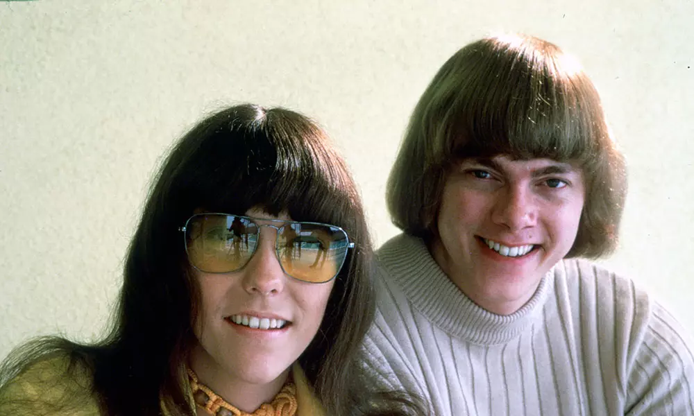 Book gets close to the music that made Carpenters superstars