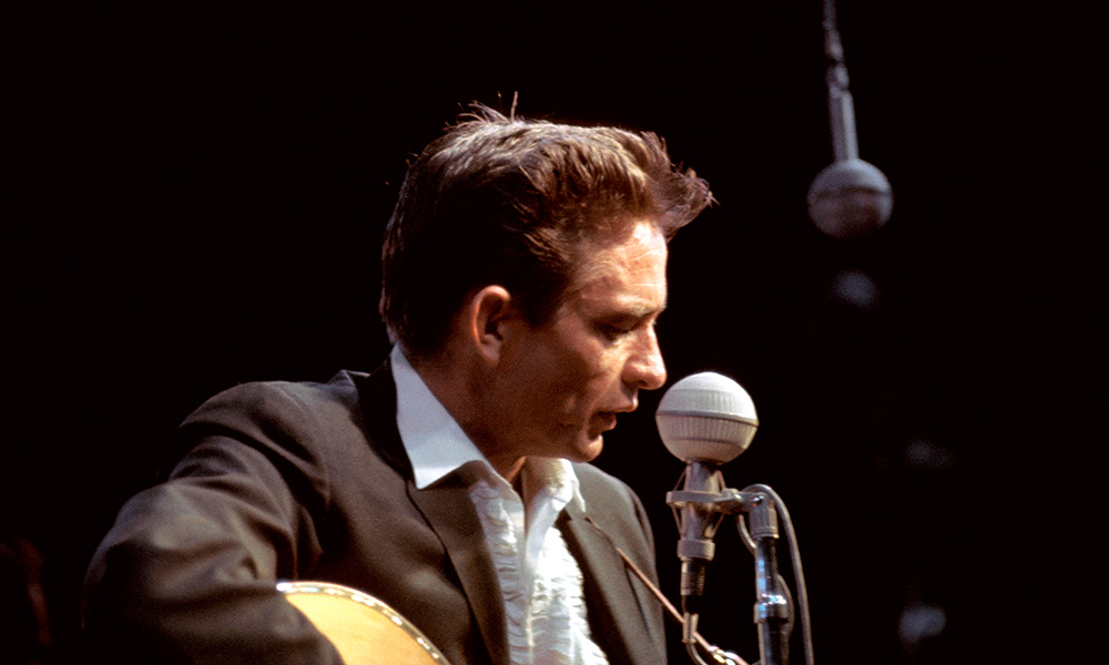 Pat relieve irony Johnny Cash - The Man In Black | This Day In Music